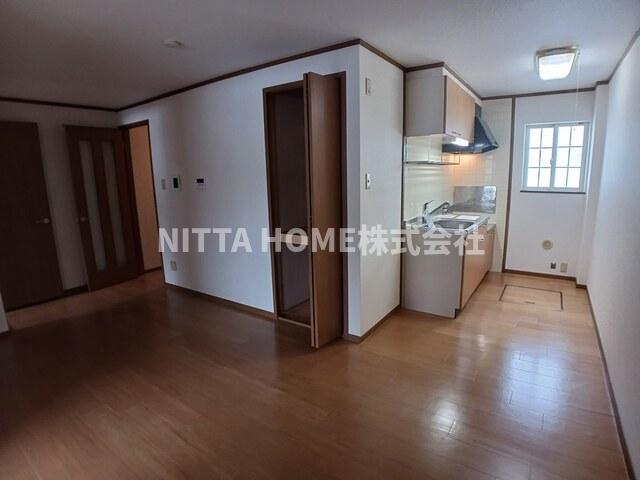 居室・リビング　リビング１１．５帖あります＊