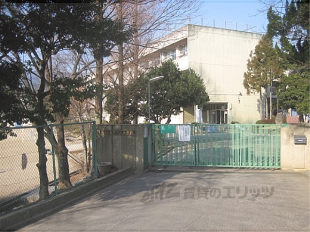 小学校　長岡第五小学校（小学校）まで1500m