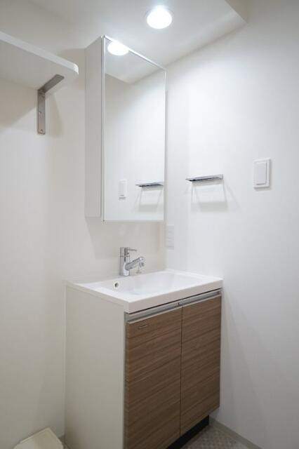 洗面設備　洗面化粧台