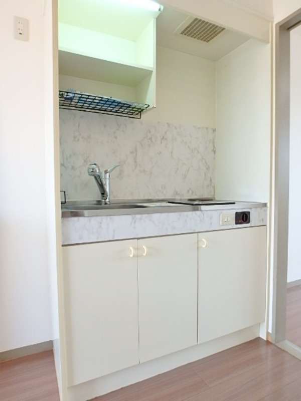 キッチン　図面と現状に相違がある場合には現状を優先