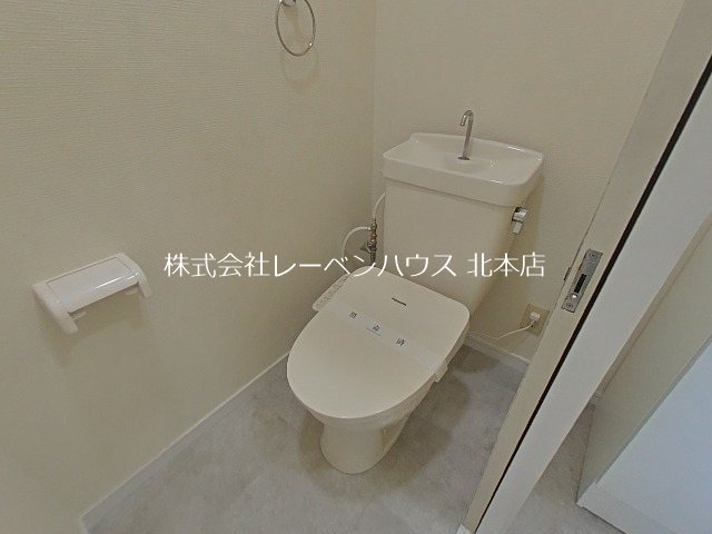 トイレ　★レーベンハウスホームページに写真たくさんあります★