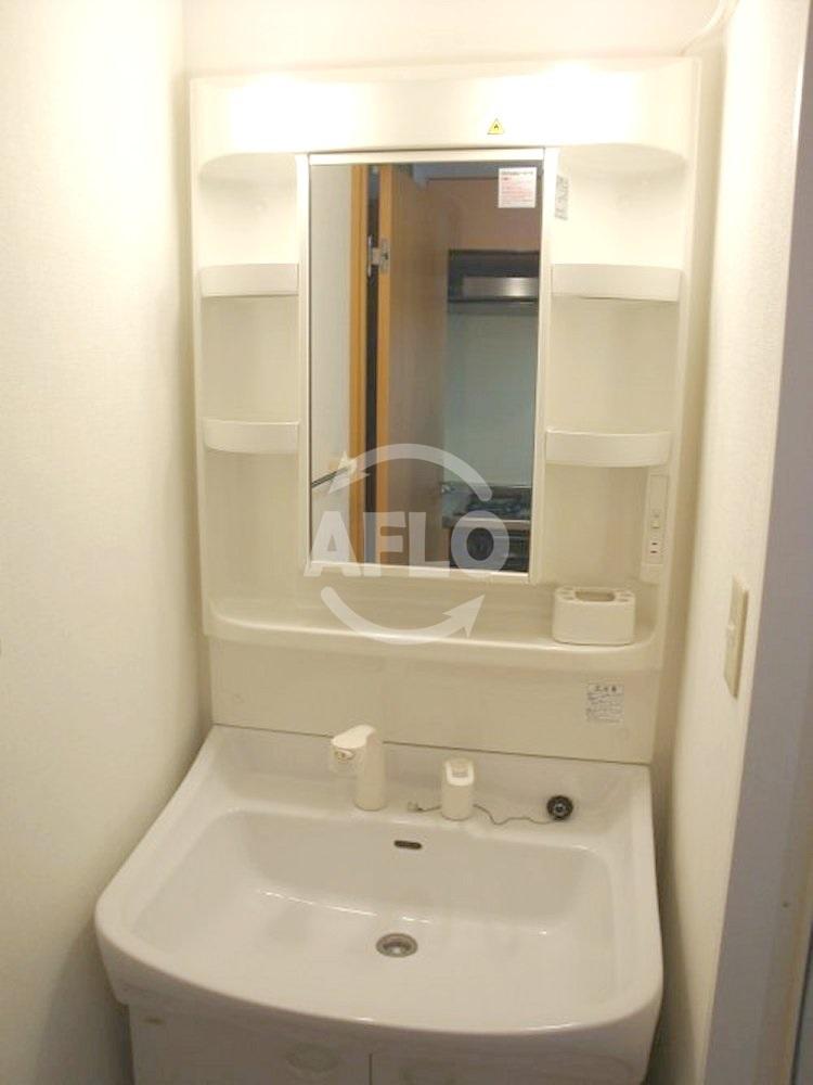 洗面設備　アーデンタワー靭公園　独立洗面台