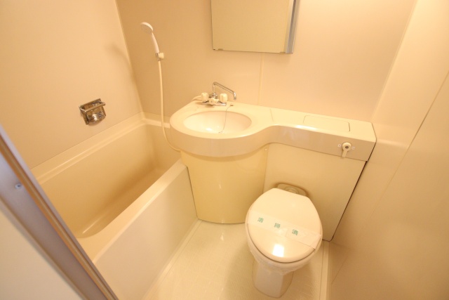 バス・シャワールーム　別室の参考写真です。※現況優先