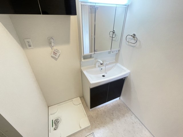 洗面設備　同メーカー施工の類似物件写真です。