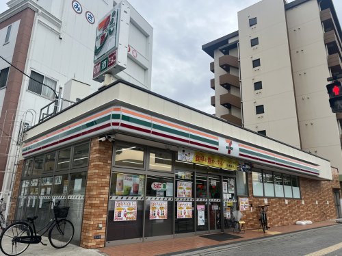 コンビニ　セブンイレブン 大阪佃1丁目店（コンビニ）まで213m