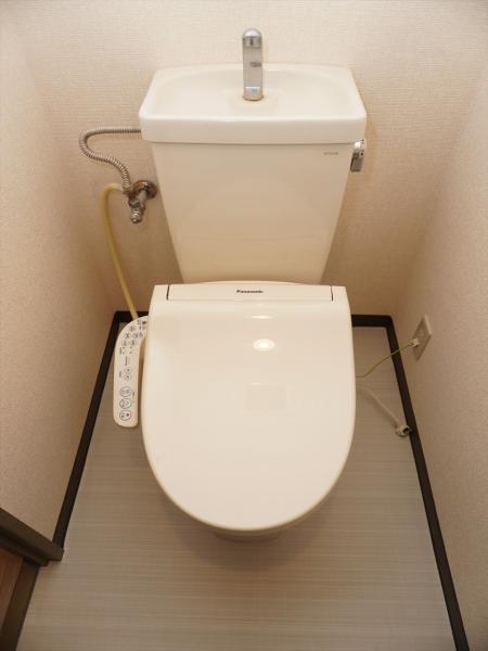 トイレ　トイレ