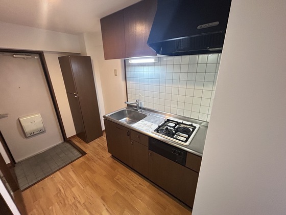 キッチン　※別号室の写真になります。