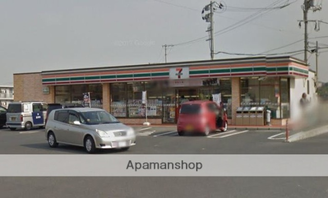コンビニ　セブンイレブン（コンビニ）まで850m