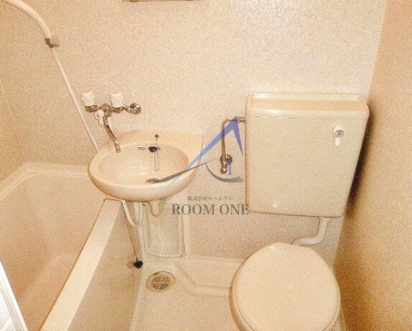 バス・シャワールーム　お風呂です。