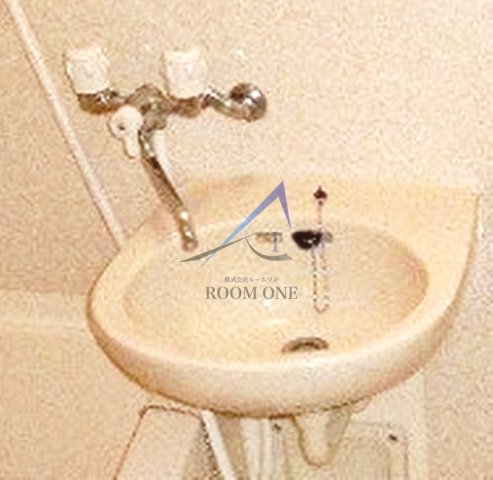 洗面設備　洗面台です。