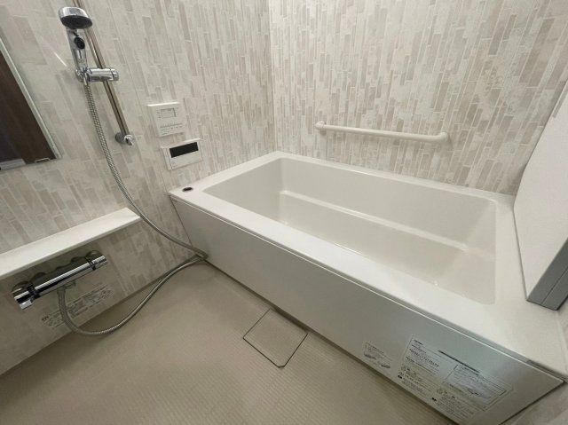 バス・シャワールーム　詳細は、RISUMO江坂本店→06-6155-7137まで♪