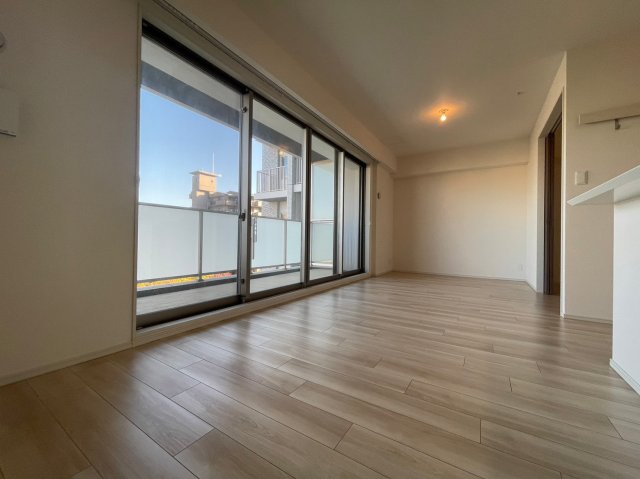 居室・リビング　詳細は、RISUMO江坂本店→06-6155-7137まで♪