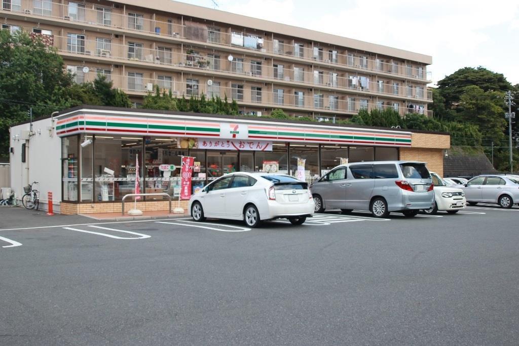 コンビニ　セブンイレブン下関貴船4丁目店（コンビニ）まで780m