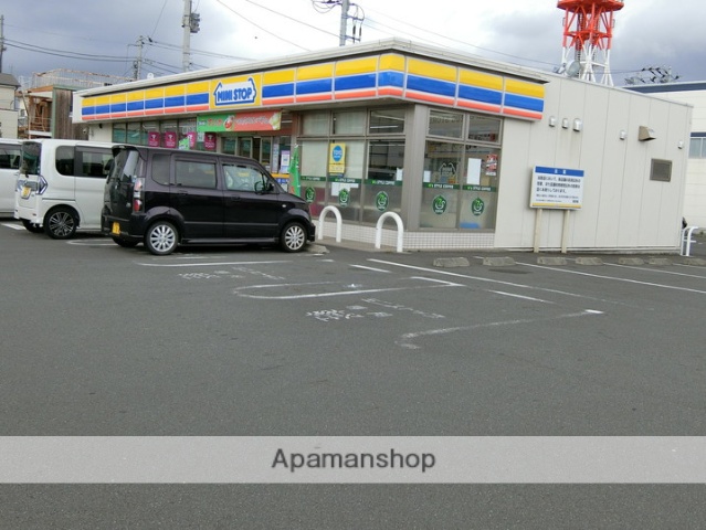 コンビニ　ミニストップ（コンビニ）まで1058m