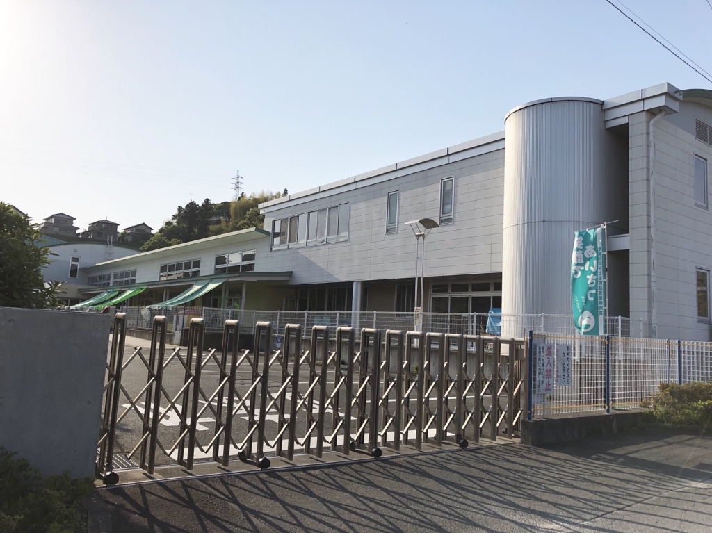 幼稚園・保育園　市立すこやかこども園（幼稚園・保育園）まで741m