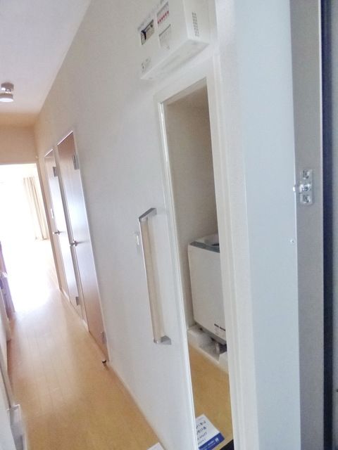 玄関　♪全身姿見付き玄関♪