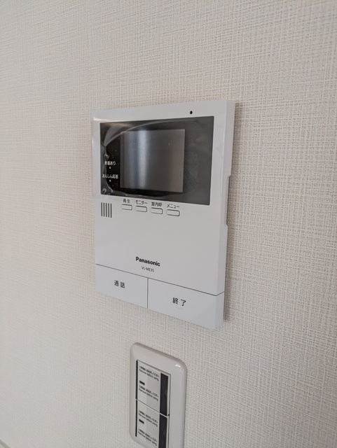 セキュリティ　お客様が見えるテレビモニター付きインターホン