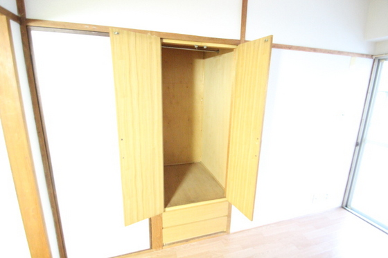 収納　※別部屋の写真です