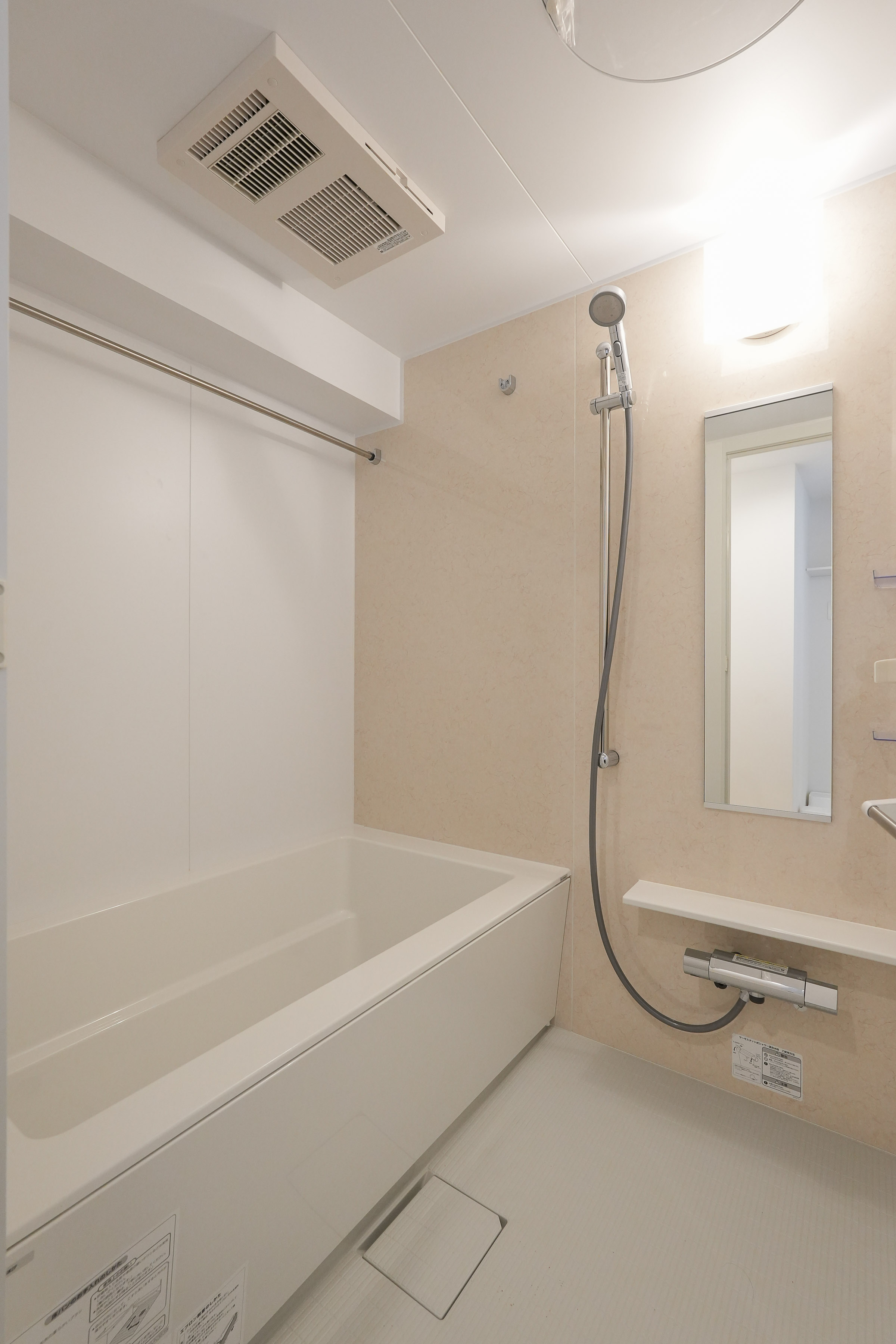 バス・シャワールーム