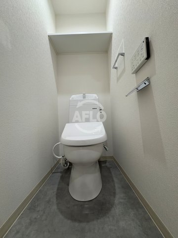 トイレ　F　Normalis　SEAM　温水洗浄便座