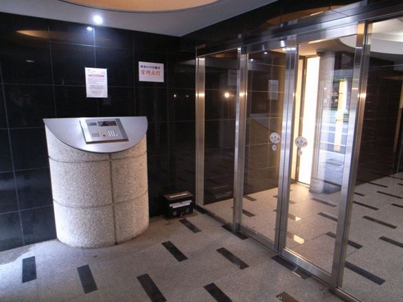 エントランス　★《見学予約受け付け中》設備充実のハイグレード賃貸マンション