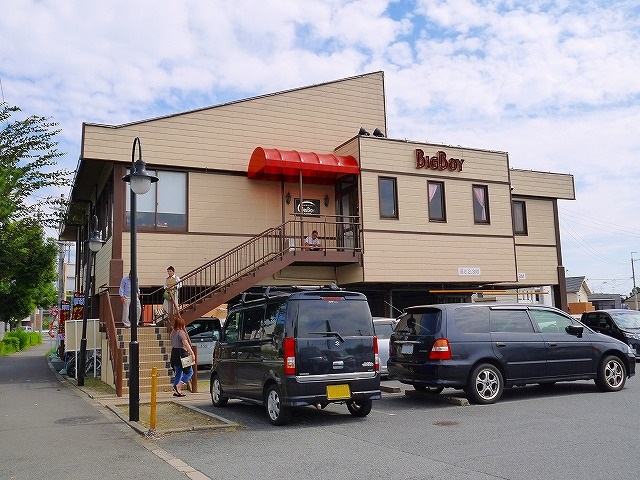 飲食店　ビッグボーイ 奈良平城店（飲食店）まで832m