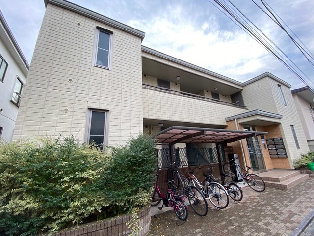 建物外観　耐震構造の旭化成へーベルメゾン