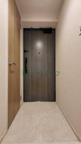 玄関　別部屋参考写真となります。