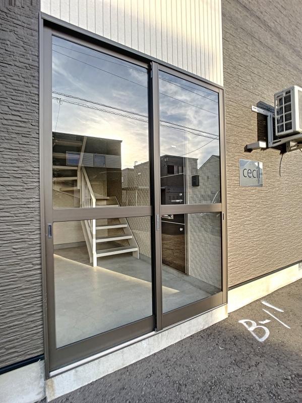 エントランス　エントランス