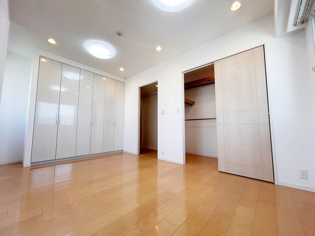 その他部屋・スペース　洋室約10.2帖　クローゼット・ウォーキングクローゼットあり