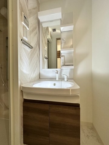 洗面設備　同型モデル