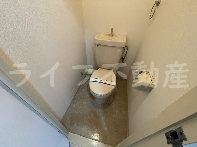トイレ　清潔感のあるトイレです