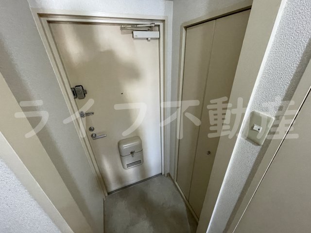 玄関　明るい玄関です