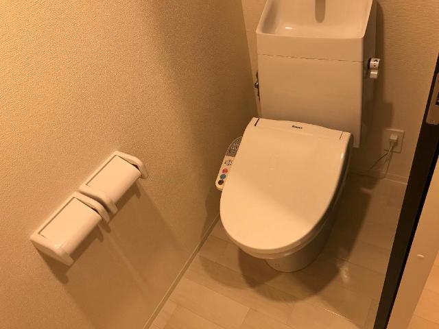 トイレ　シャワー付トイレ