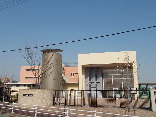 小学校　神戸市立玉津第一小学校（小学校）まで500m