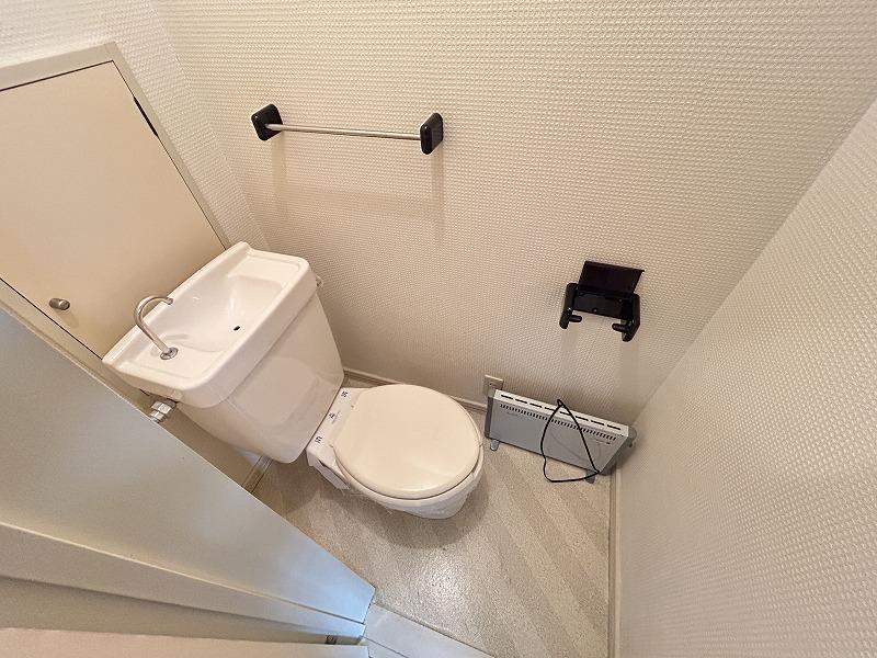 トイレ　トイレ