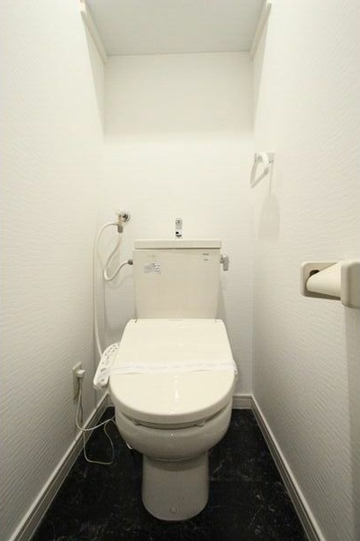 トイレ　ウォシュレット設置済みです！