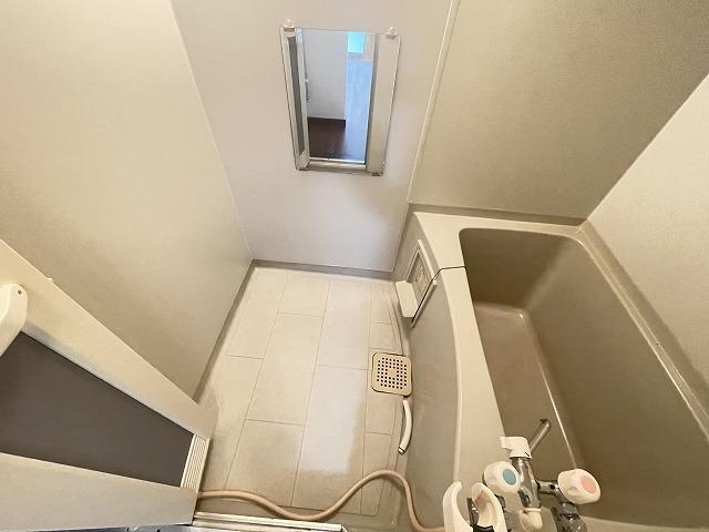 バス・シャワールーム　浴室