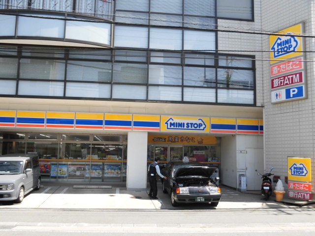 コンビニ　ミニストップ 大船ファンタス店（コンビニ）まで424m