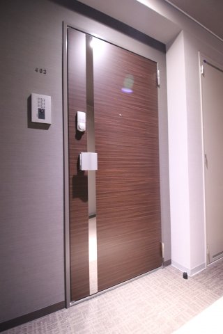 玄関　落ち着いた玄関です