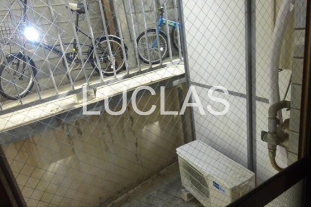 バルコニー　バルコニー付で洗濯物も安心♪