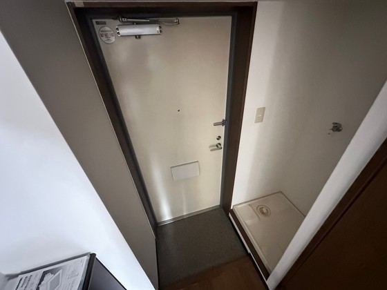 玄関　※別部屋の写真です