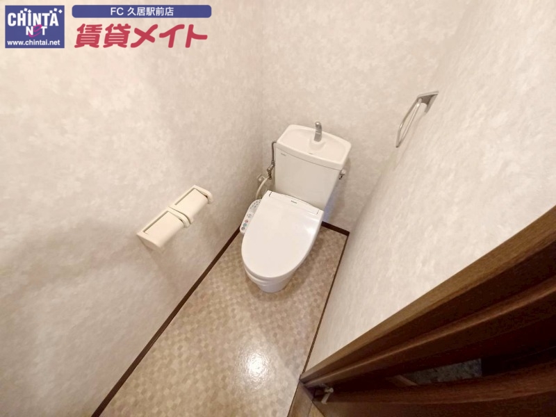 トイレ　反転タイプ参考写真