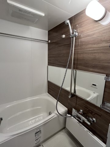 バス・シャワールーム　別部屋参考写真