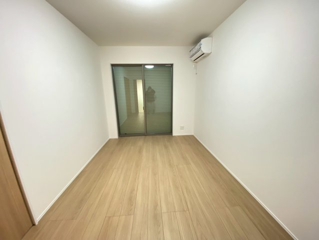 その他部屋・スペース　モデル１０１号室内装です。