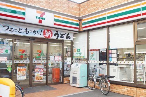 コンビニ　セブンイレブン大田区大森北6丁目店（コンビニ）まで924m