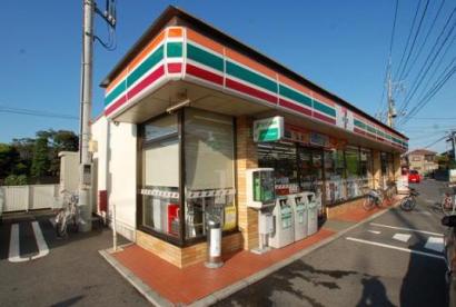 コンビニ　セブンイレブン 越谷蒲生愛宕町店（コンビニ）まで847m