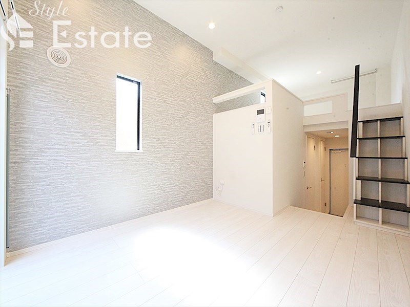 居室・リビング　内装