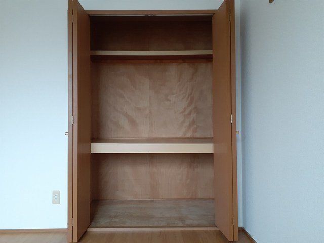 収納　たっぷりとした収納スペースです