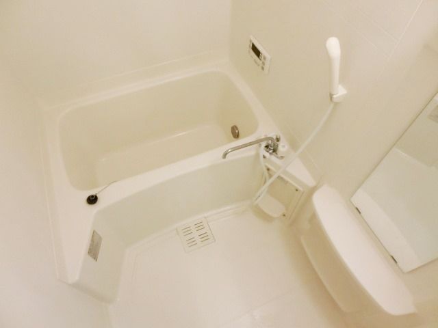 バス・シャワールーム　1日の疲れを洗い流すバスルーム